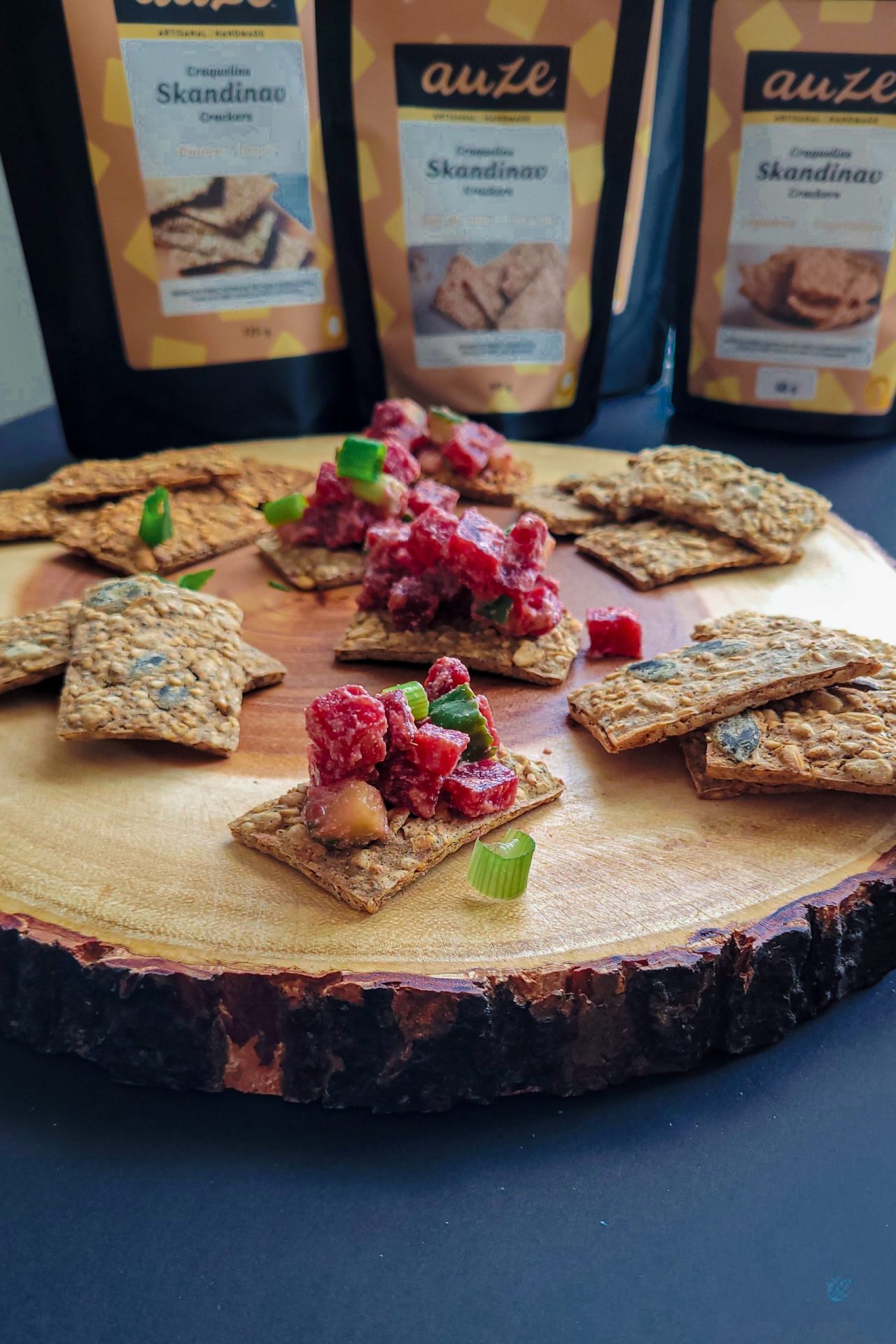 Tartare de betteraves sur craquelins